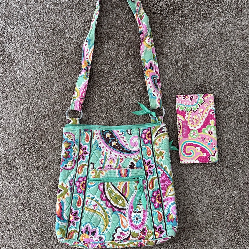 Vera Bradley crossbody with wallet